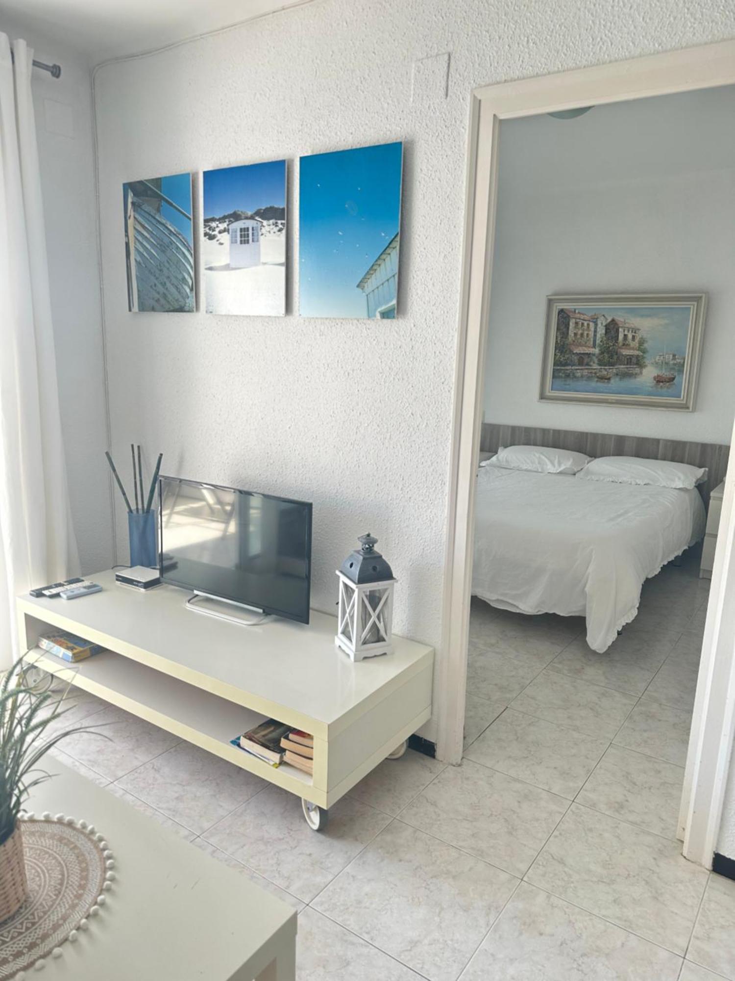 Bonito Apartamento En Roses Zona Familiar Exterior photo